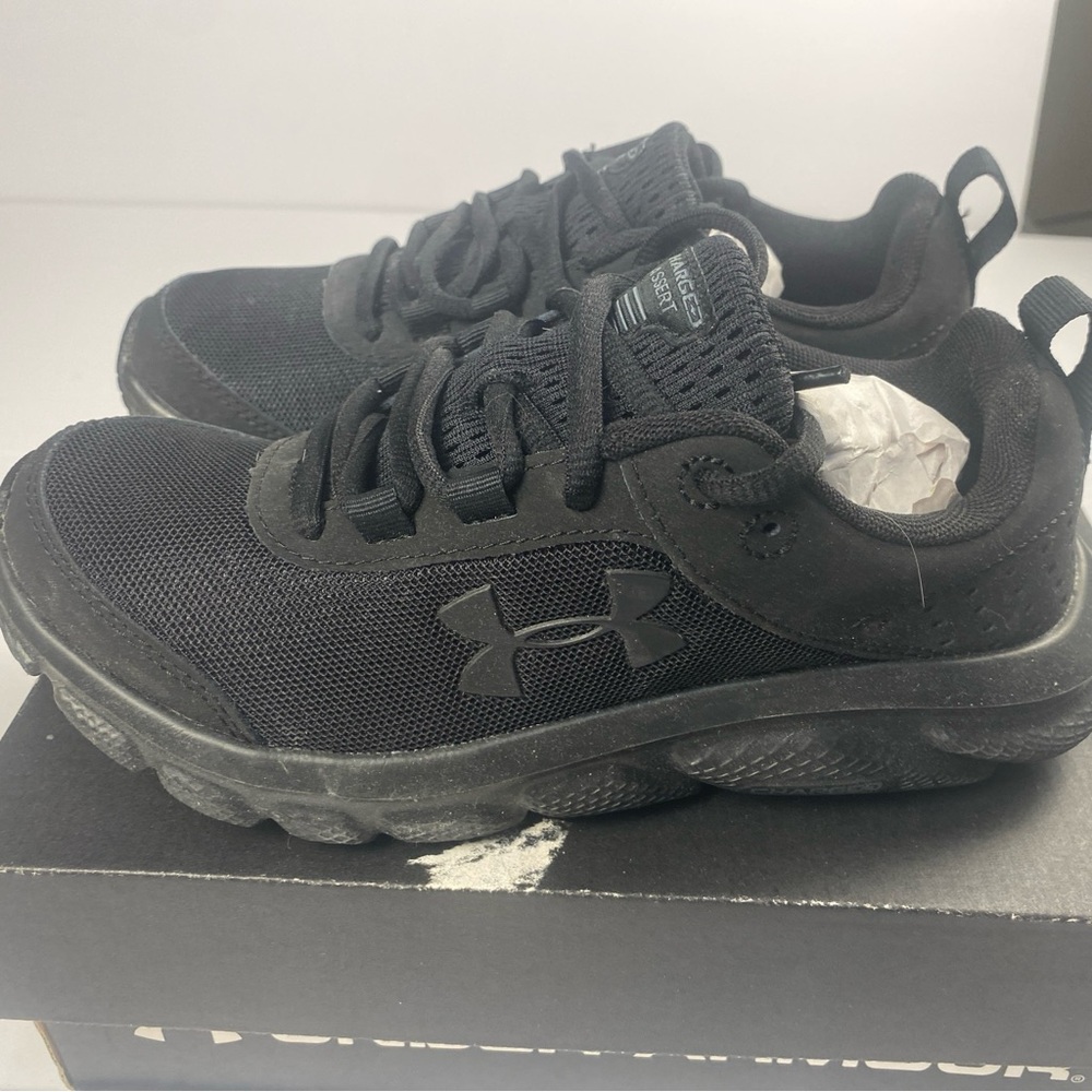 Under Armour Kids Black UA Charged Assert 8 Running Shoes Size 5Y - Picture 3 of 6